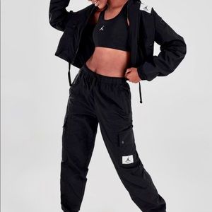 Jordan Nike Zippered side pockets and cargo pockets New with Tag Unattached.